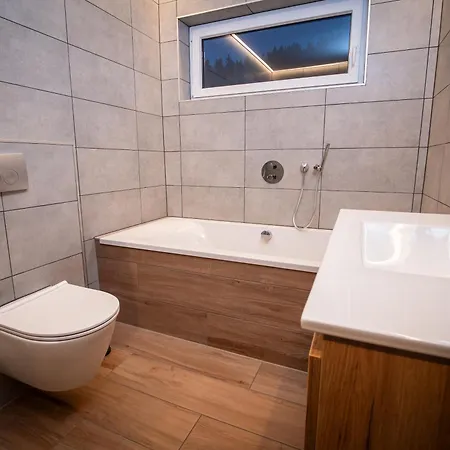 Aparthotel Apartments Am Eschenberg 3*